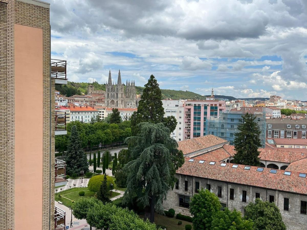 Atuaire Home Gran Apartamento Con Vistas A La Catedral De Burgo Kültér fotó